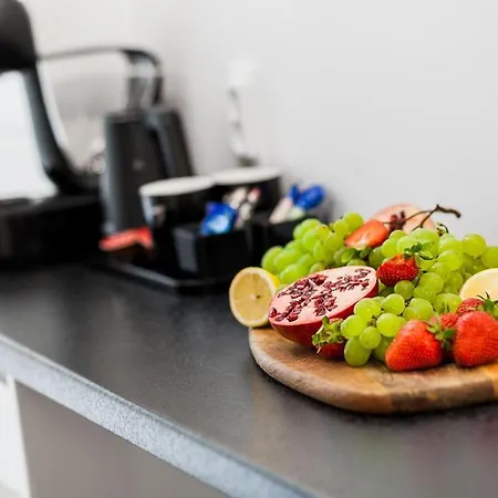 Pier By Oneapartments Апартаменти