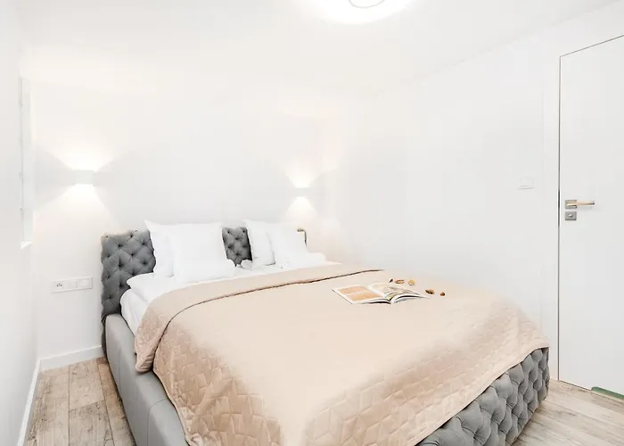 Pier By Oneapartments סופוט